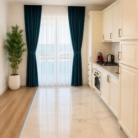 Daire Deluxe Penthouse Panoramic Sea & View Mamaia
